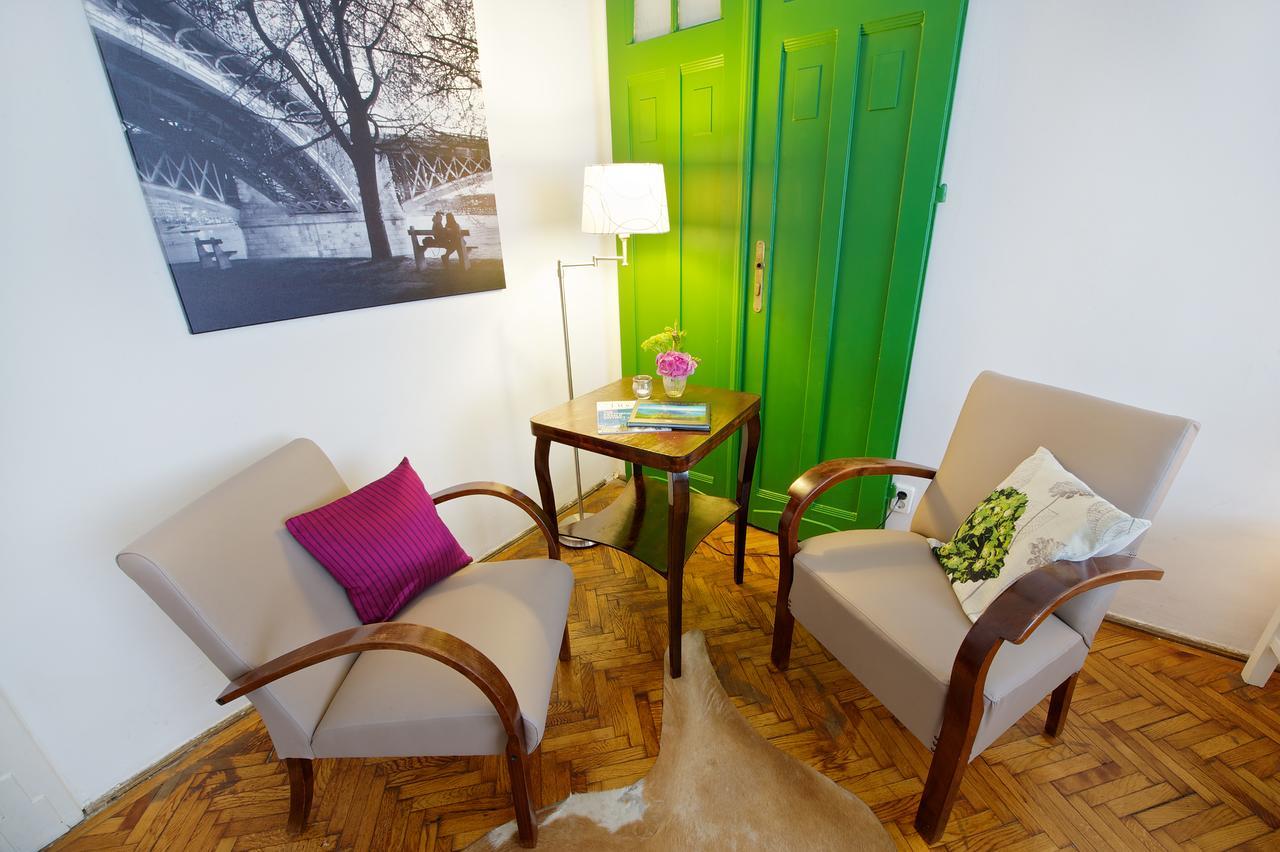Green Door Family Apartment Budapest Exterior photo